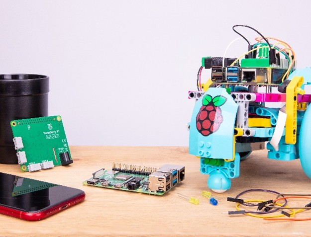 This Raspberry Pi add-on lets you control Lego robots | The Verge